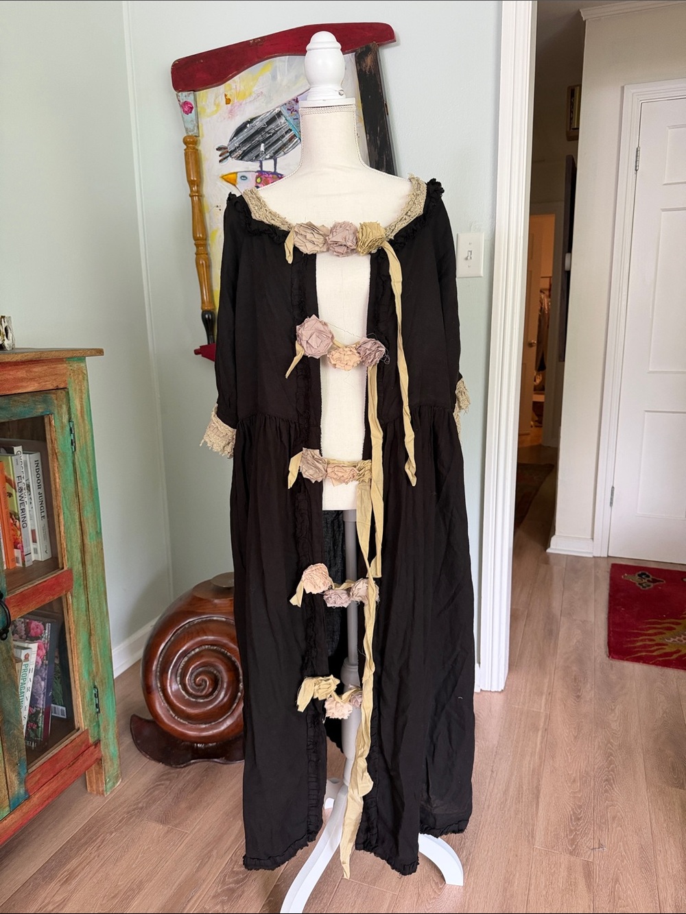 Magnolia Pearl Black Maxi Duster with Cream & Pale Pink Rosettes